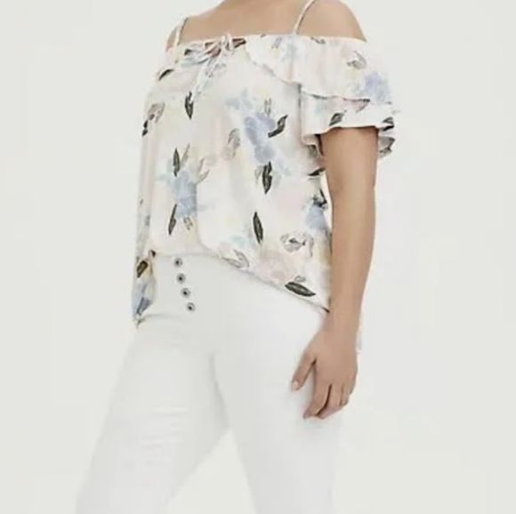 torrid Tops - Torrid cold shoulder floral pink top